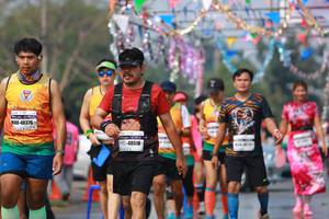 BIB: 40376, 48518
                            <button type="button" onclick="openModal(9899453)" class="btn btn-primary btn-sm float-right btn-popup" data-toggle="modal" data-target=".modal-high-quality">
                        <i class="fas fa-shopping-cart"></i> Add to Cart
                    </button>
                                            <button type="button" onclick="isThisMe(9899453, true)" class="btn btn-success btn-sm float-right btn-popup btn-isme hidden" data-toggle="tooltip" data-placement="bottom" title="นี่คือรูปของคุณใช่ไหม คลิกที่นี่เพื่อเอาเข้าอัลบั้ม">
                        <i class="fas fa-plus"></i> Add to album
                    </button>
                    <button type="button" onclick="isThisMe(9899453, false)" class="btn btn-warning btn-sm float-right btn-popup btn-isnotme hidden">
                        <i class="fas fa-ban"></i> Remove from album
                    </button>